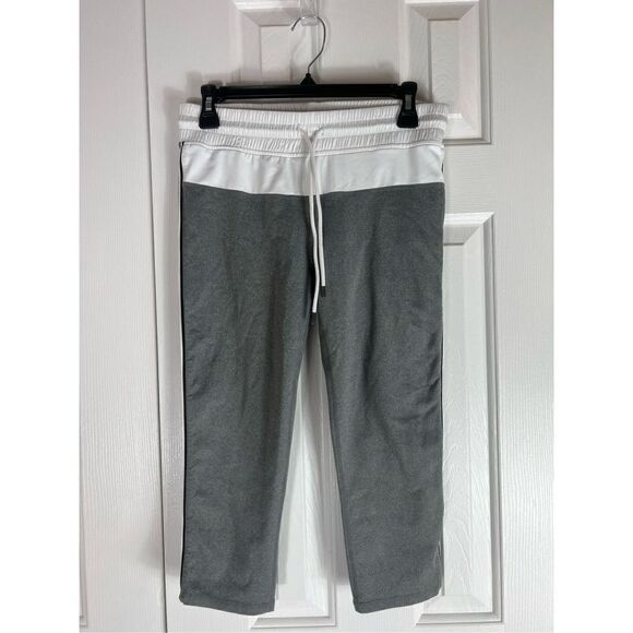 Fabletics Womens Cropped Bottoms Size Small - Picture 1 of 2